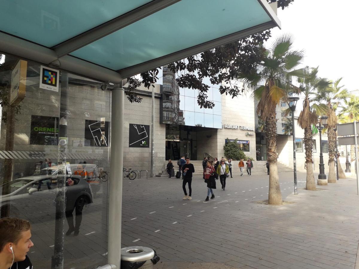 Eve ,Estacion Central Alicante Luaran gambar